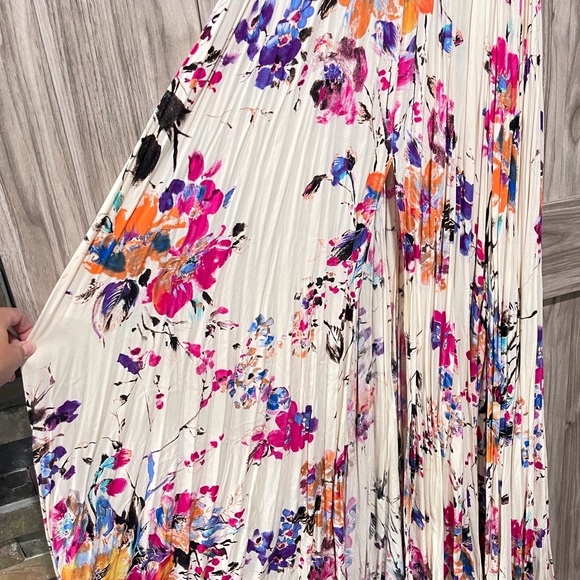 Summer maxi dress - Picture 3 of 8